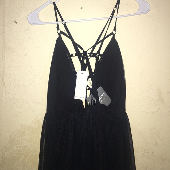 Elegant Black Dress🖤 - Picture 6 of 8